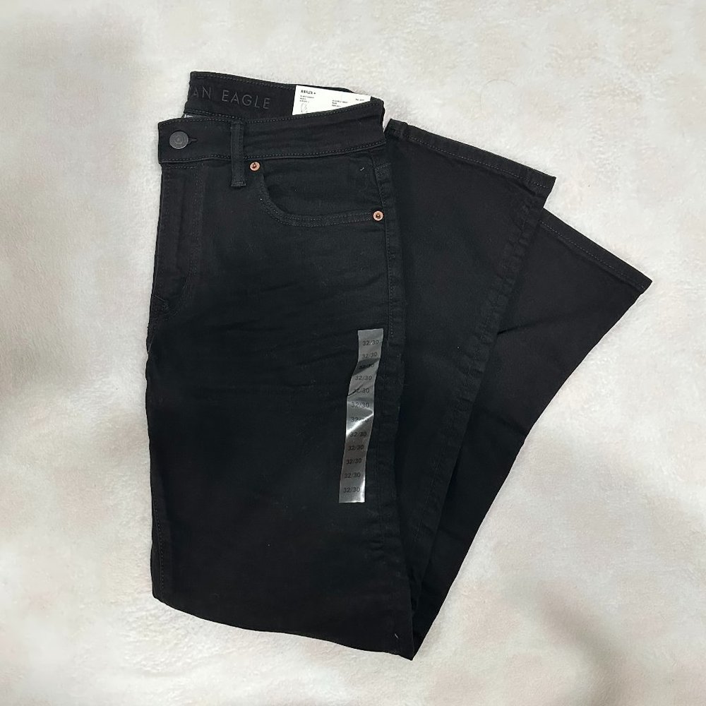 American Eagle 32x30 Black AirFlex+ Slim Straight Jean